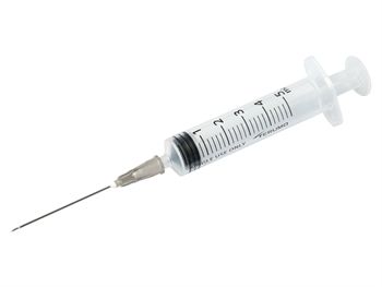 SIRINGHE CON AGO TERUMO 5 ml - 21GX1/2"  - sterili conf. 100 pezzi